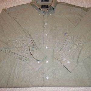 NAUTICA VINTAGE OXFORD DRESS.LIKE NEW 17.5   32-33